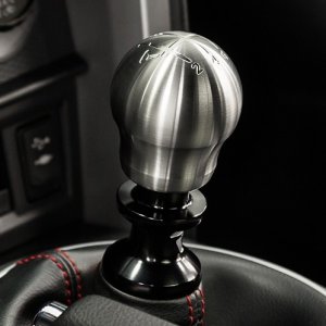 Raceseng CONTOUR BRUSHED Shift Knob WITH SHIFT PATTERN Genesis Coupe 2010 - 2016